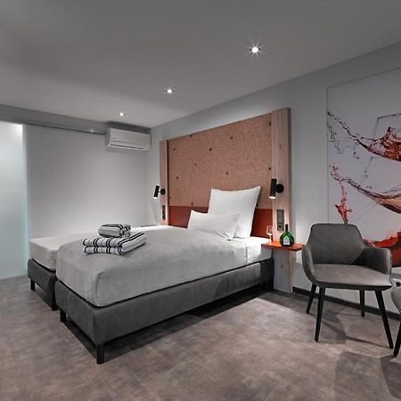 Weinmotel Simon 1 A Алценау-ин-Унтерфранкен Екстериор снимка